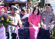 Polri Untuk Masyarakat, Kapolda Kalteng Resmikan Bedah Rumah Warga di Kapuas